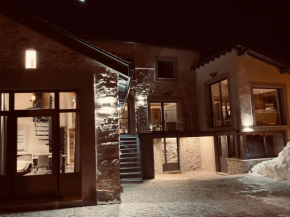 Les Fermes de Cal Panche : Le Corps de Ferme Les Angles